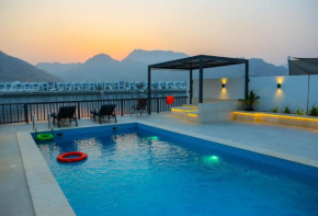 The Blue Moon Villa - Al Dana Island Fujairah